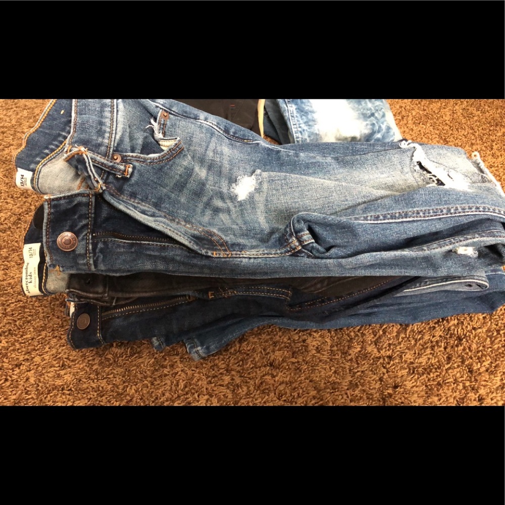 5 pair of Abercrombie Kids Jeans 13/14 slim